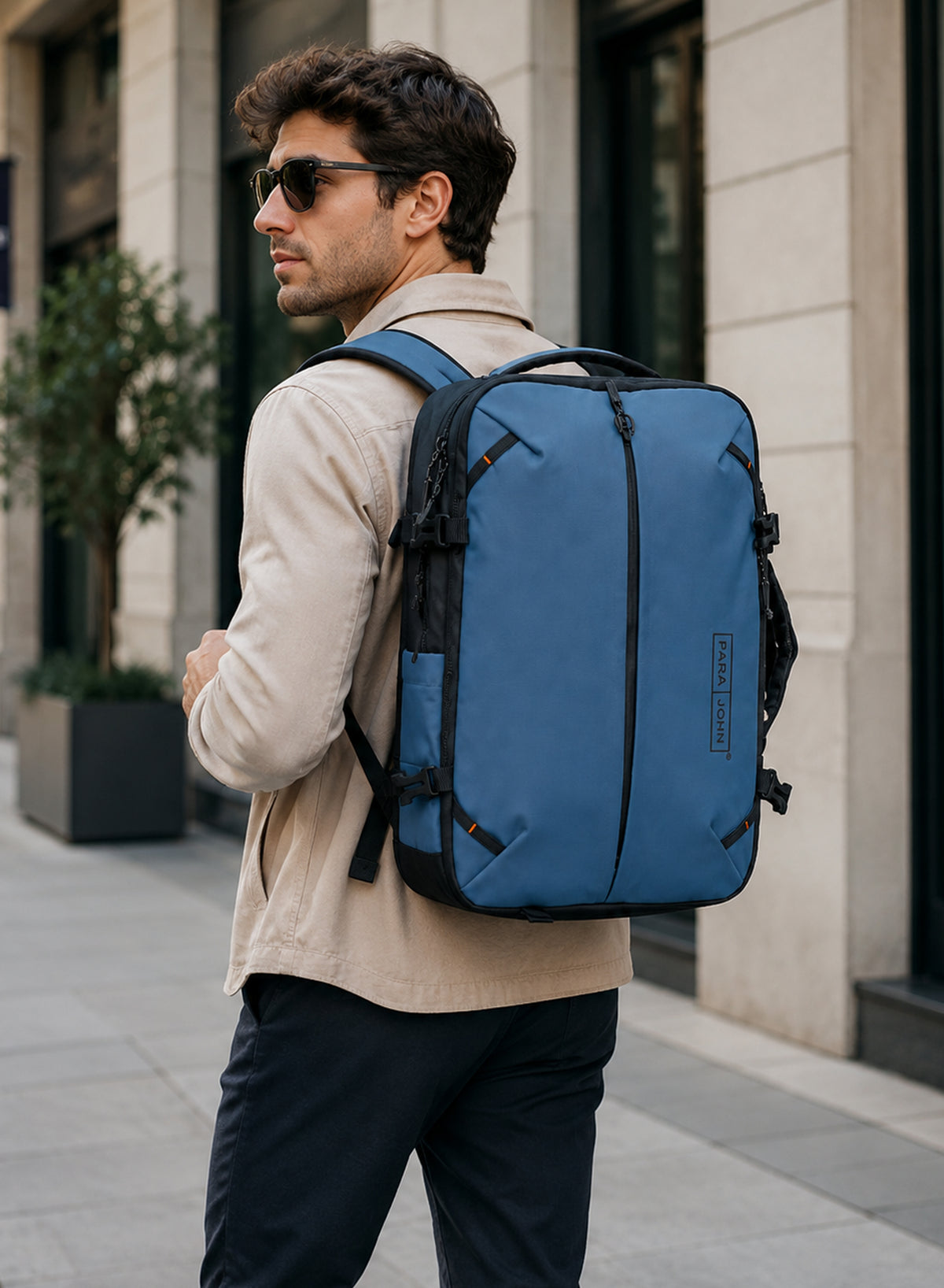 Para John  19-Inch 30L Travel Backpack with Laptop Compartment & Trolley Sleeve