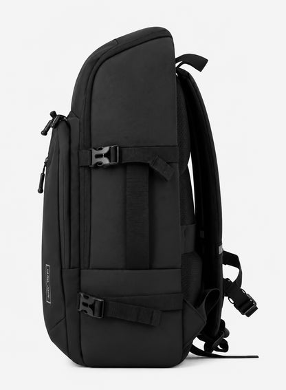 Para John Strider  18-Inch Travel Backpack with Laptop Compartment & Trolley Sleeve