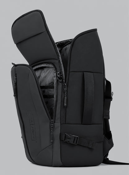 Para John Strider  18-Inch Travel Backpack with Laptop Compartment & Trolley Sleeve